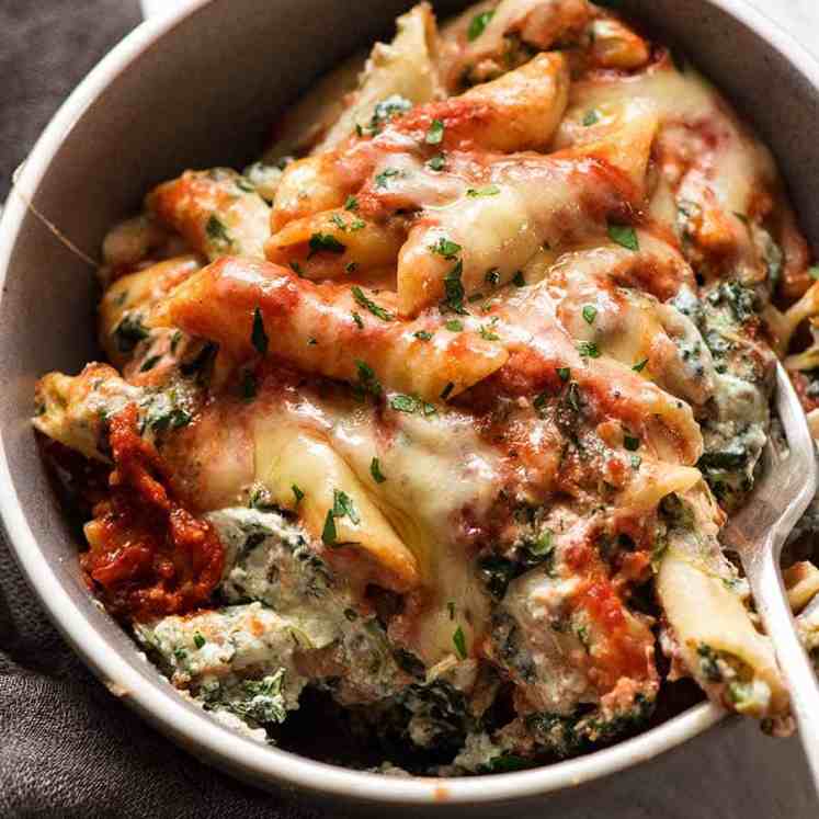 Bowl of Spinach Ricotta Pasta Bake, ready to be eaten
