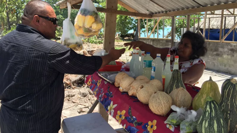 Kiribati street vendor